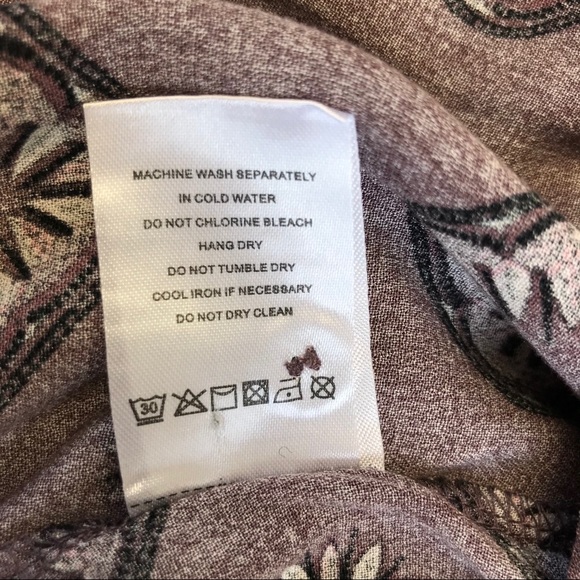 Lira Mauve Boho Print Scoop Hem Long Sleeve Blouse - Picture 9 of 12